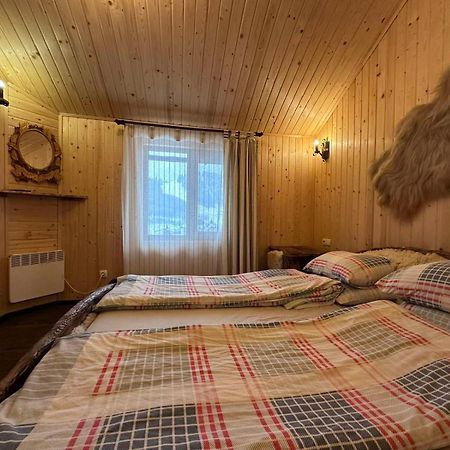 Котедж Садиба Предків بوكوفِل المظهر الخارجي الصورة