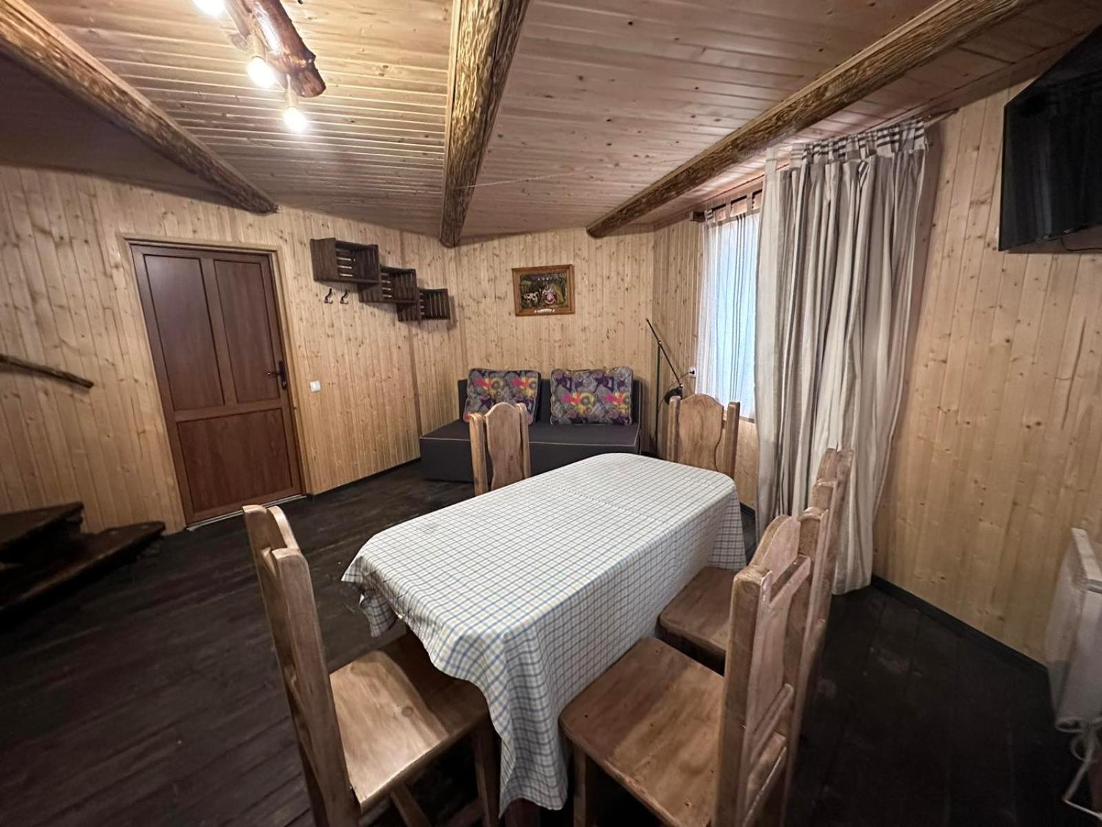 Котедж Садиба Предків بوكوفِل المظهر الخارجي الصورة